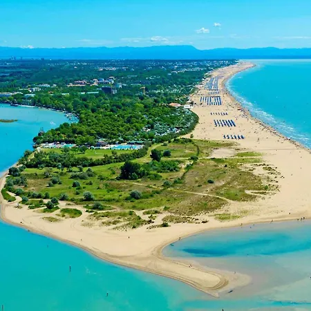 Апартаменти In 31317