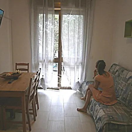 In 31317 * Бібіоне